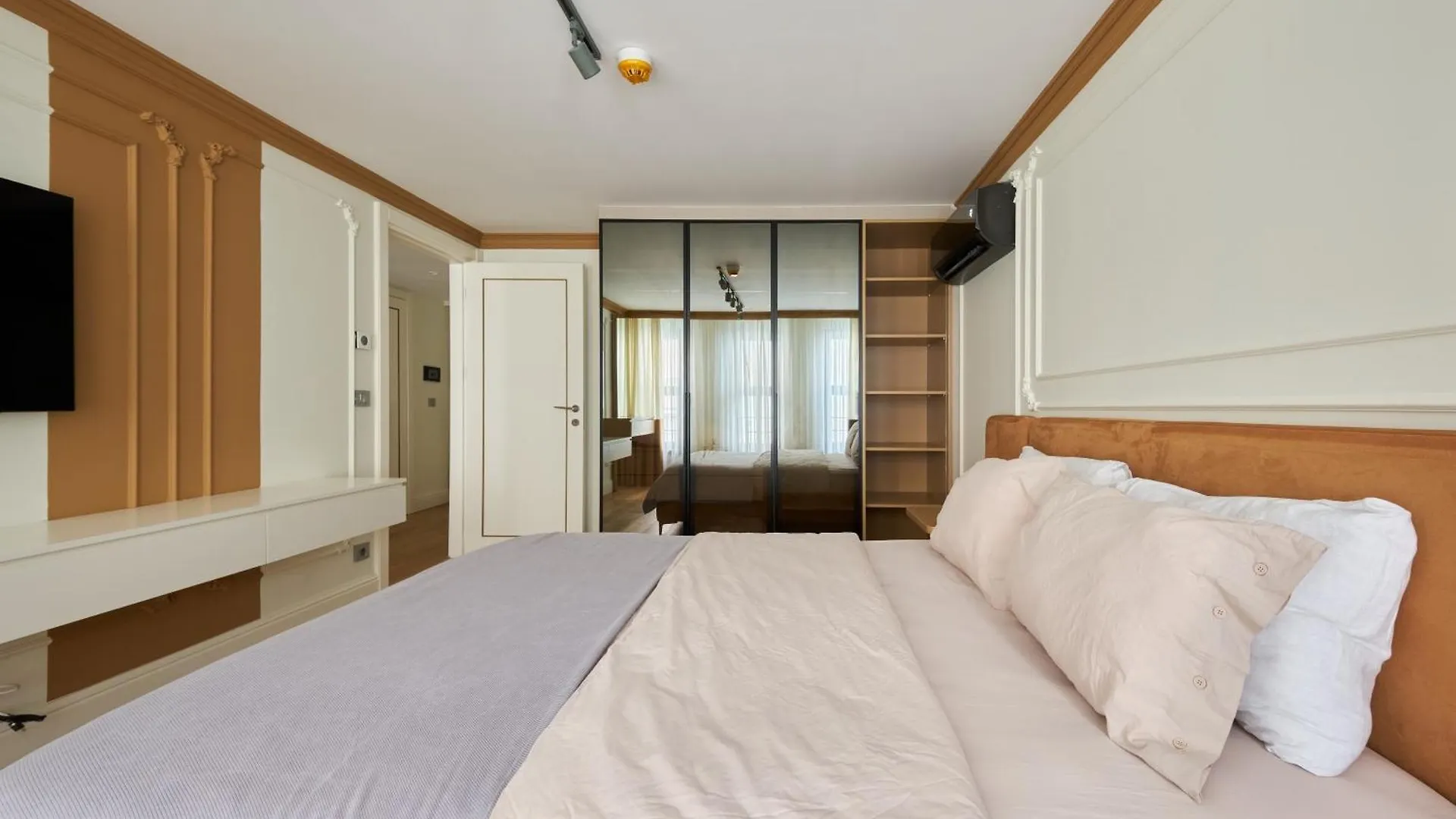 Taksim Lagirio Residence Istanbul Aparthotel