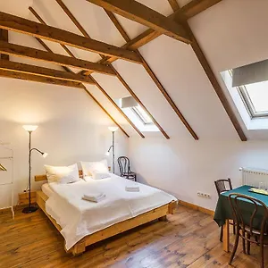 https://koleves-fogado.inbudapesthotels.com